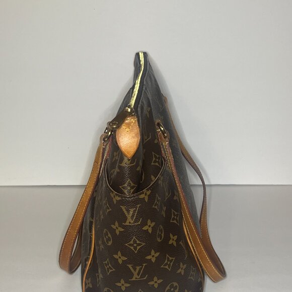 LOUIS VUITTON Totally MM Authentic Tote - Picture 3 of 10
